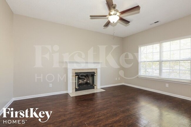 Building Photo - 12301 Carolina Crossing Dr