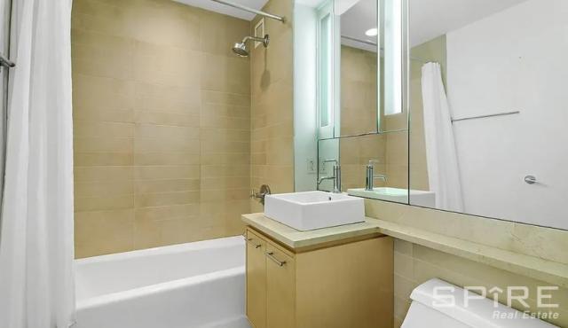 Foto del edificio - 0 bedroom in Brooklyn NY 11201