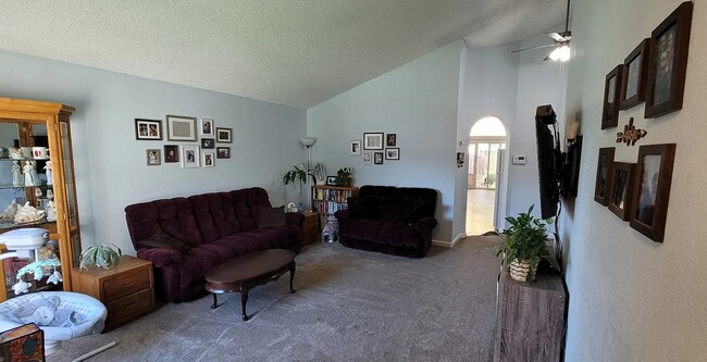 Building Photo - Beautifully Maintained Fairfield Home