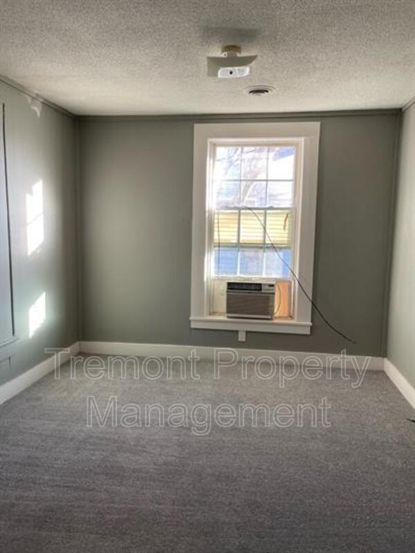 Foto principal - 728 Indian Ave