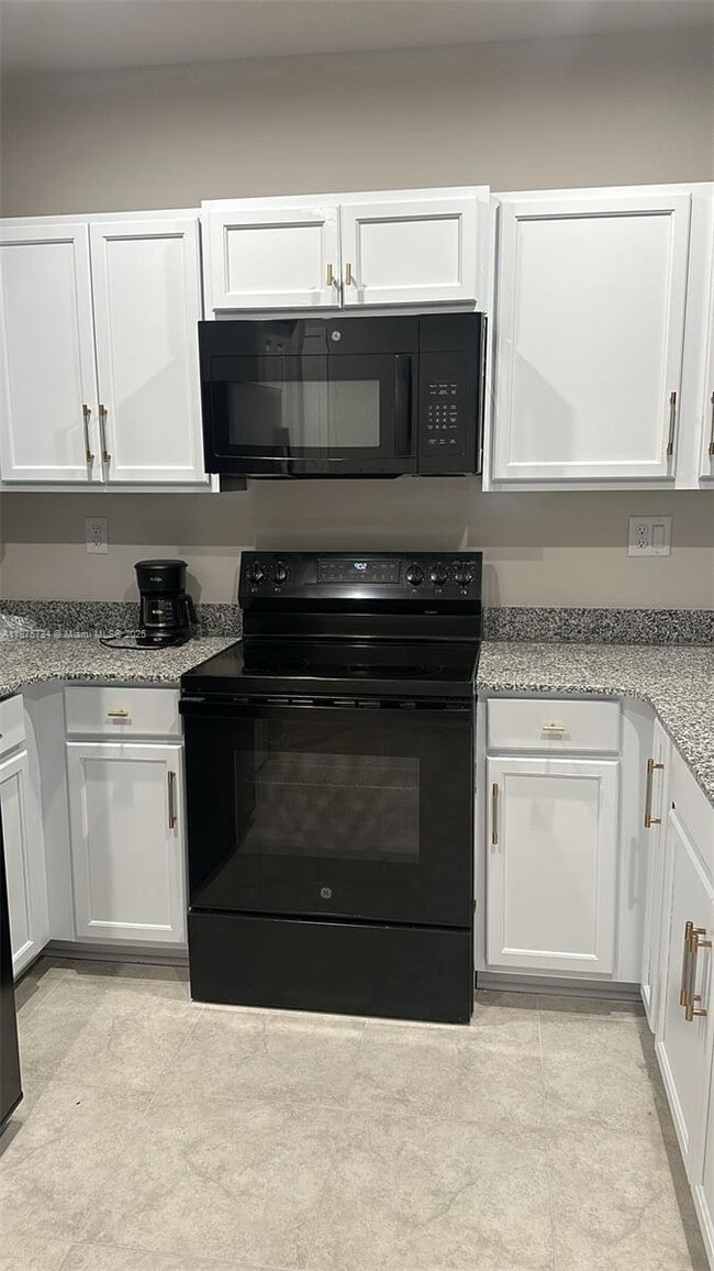 Foto del edificio - 1070 W Davis Pkwy