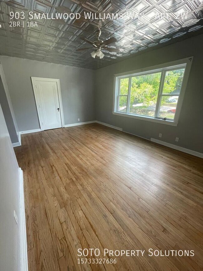 Foto del edificio - 903 Smallwood Williams Way-Apt. 2W