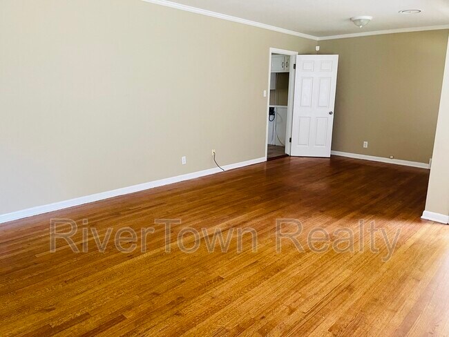 Building Photo - 4831 Knight Arnold Rd