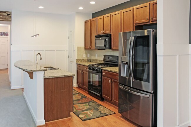 Foto del edificio - Garage townhome in Belvedere