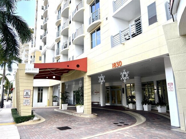 Building Photo - 1830 Radius Dr