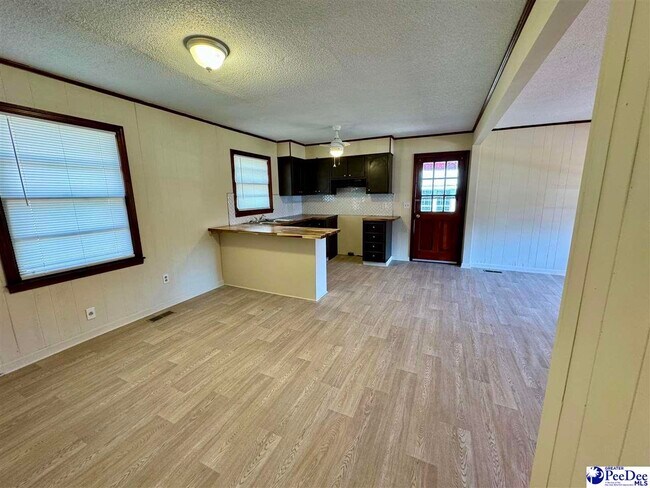 Building Photo - 302 State St