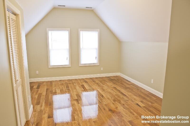 Primary Photo - 17 Imrie Rd