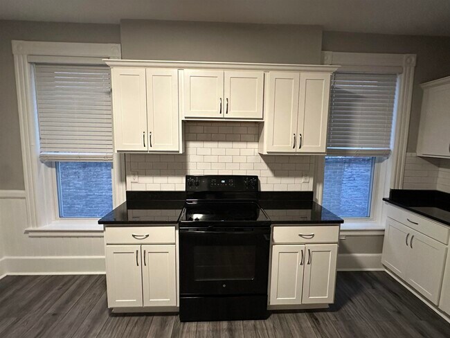 Foto del edificio - 4 N State St