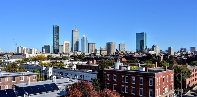 Foto del edificio - 608 Shawmut Ave