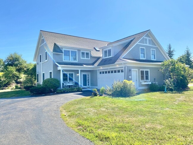 Photo - 120 Fairway Dr House