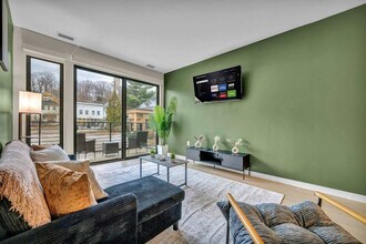 Building Photo - 2189 Cornell Rd