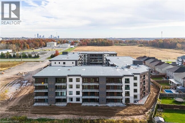 Photo du bâtiment - 7549B KALAR Road Unit# 405