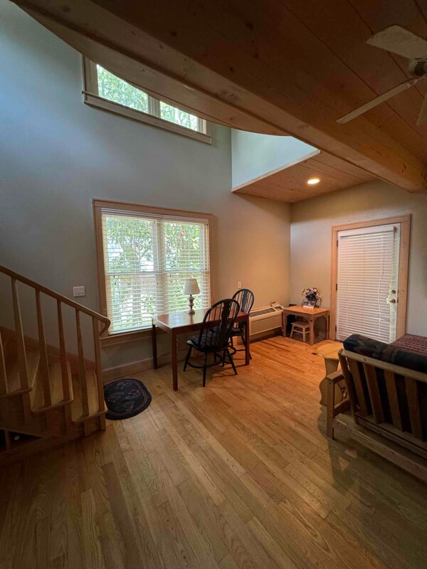 Foto del edificio - 1154 Cottage Rd