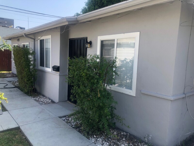 113 N Alhambra Ave Unit B, Monterey Park, CA 91755 Room for Rent in