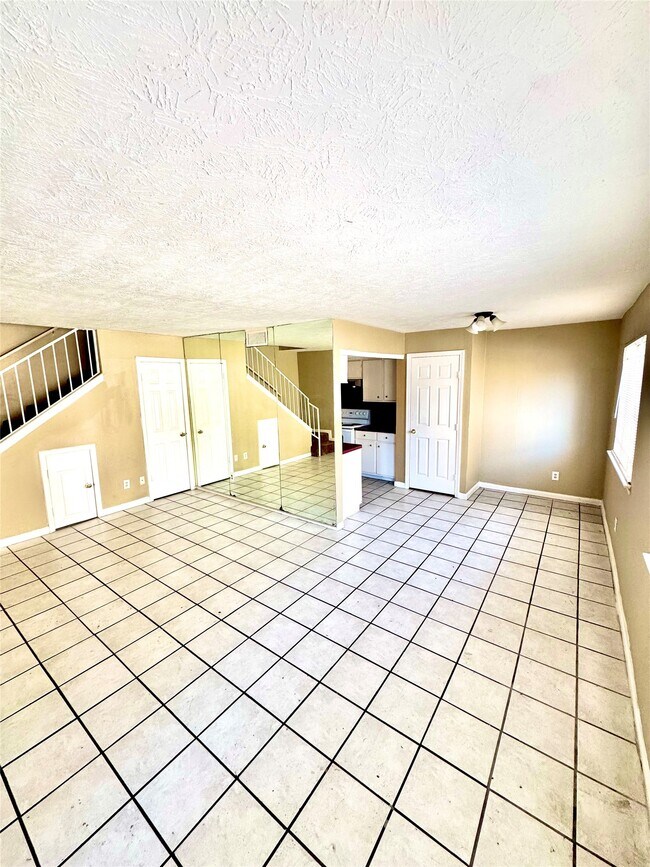 Foto del edificio - 5668 Birchmont Dr