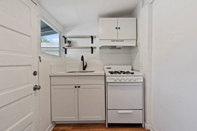 Foto del edificio - 5323 Monte Vista St