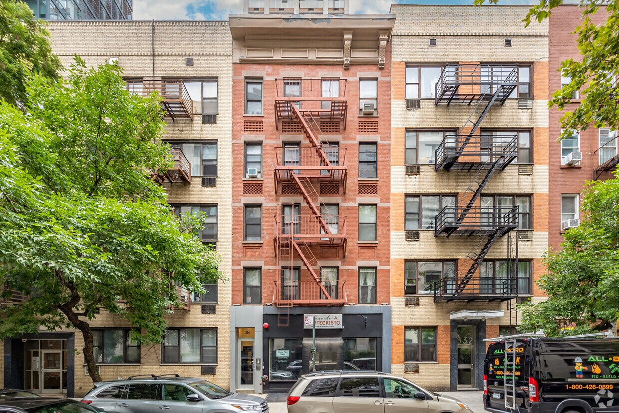 Primary Photo - 334 E 73rd St
