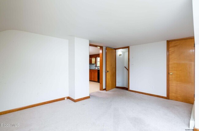 Foto del edificio - 533 Church Rd