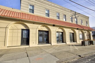 Building Photo - 210 New York Ave