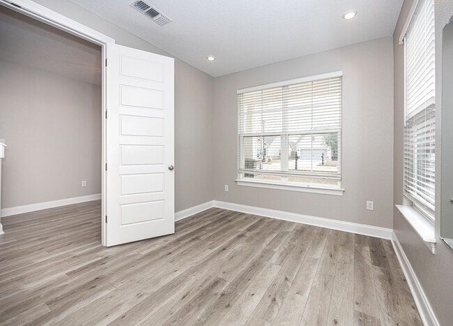 Foto del edificio - Rental in Landon Green Subdivision