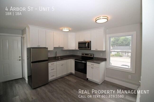 Building Photo - Newly Updated Studio/ 1 Bedroom with Heat ...