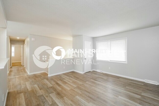 Foto del edificio - 3 Bedroom Pet-Friendly Home in Grandview, ...
