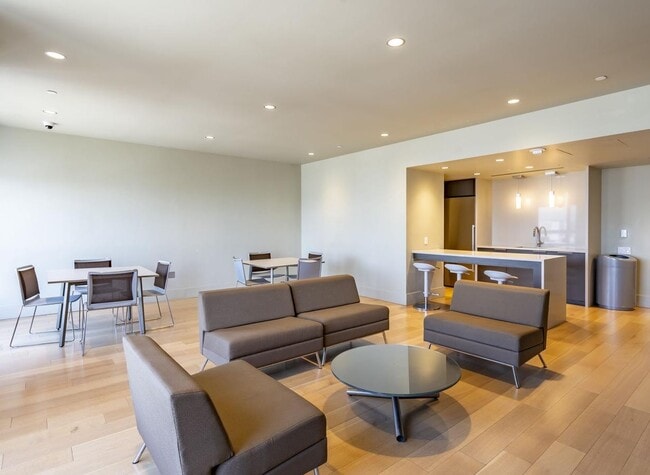 Community room - 2020 Walnut St