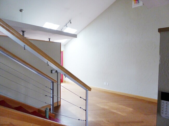 Foto del edificio - 1031 Mirrormere Cir