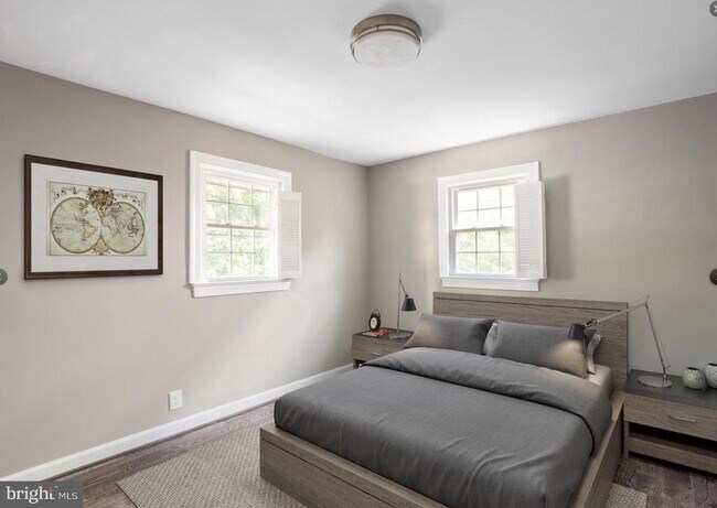 Foto del edificio - 2617 E Maple St