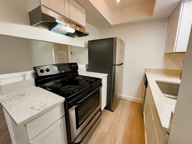 Building Photo - 4501 Witham Ln