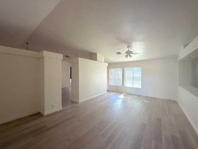 Foto del edificio - 19858 N 33rd Pl