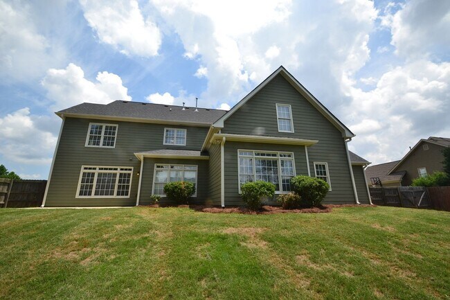 Foto del edificio - 3805 Bay Grove Way
