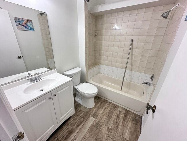 Foto del edificio - 306 Harbour Pointe Way