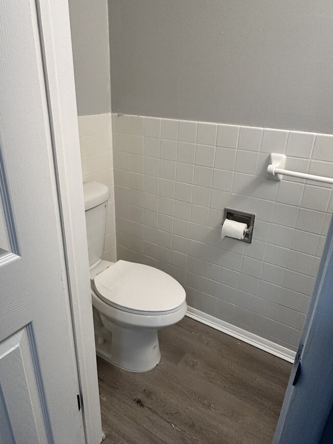 Foto del edificio - 4327 Arlington Cir