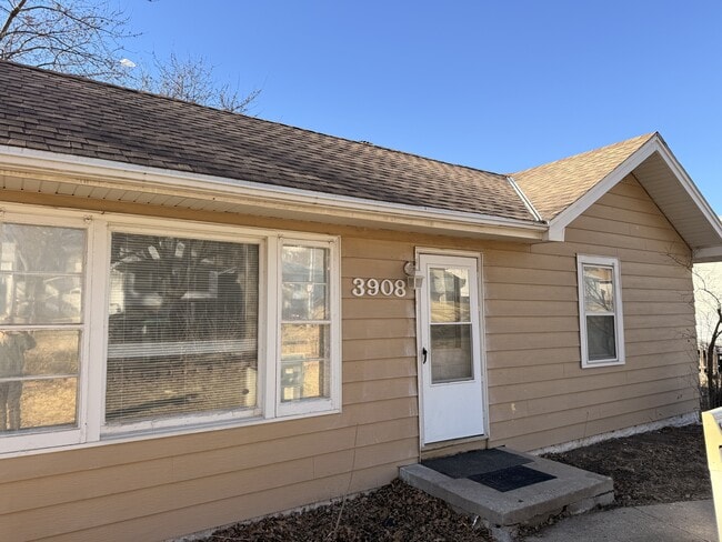 Photo - 3908 N 55th St House