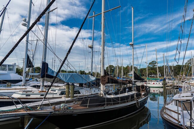 Foto del edificio - 202 Ivory Coral Ln