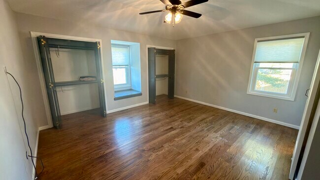 Foto del edificio - 3505 Godfrey Dr