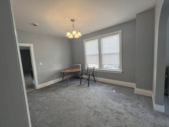 Foto del edificio - 134 N Walnut St