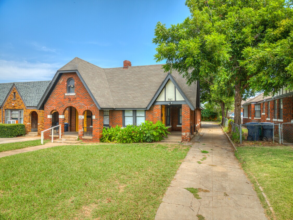 Foto principal - 941 NE 16th St
