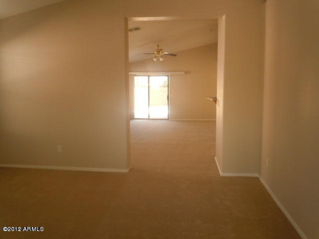 Foto del edificio - Cozy 4 Bedroom Litchfield Park Home with P...