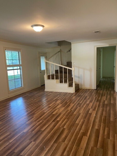 Foto del edificio - 9133 Shadow Bluff Ave