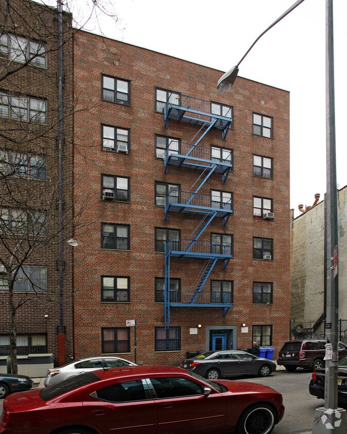 Building Photo - 280 E 3rd St