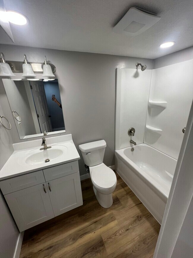Foto del edificio - 2529 Ridge Ct