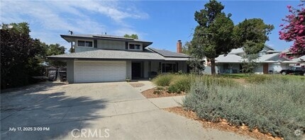 Building Photo - 2051 Rancho Dr