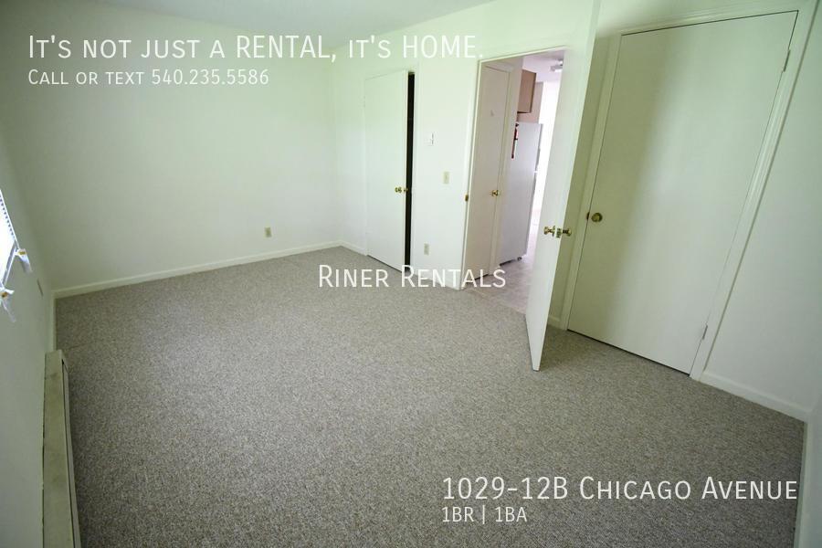 Foto del edificio - 1029-12B Chicago Ave