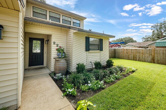 Foto del edificio - 221 Thomas Ct NW