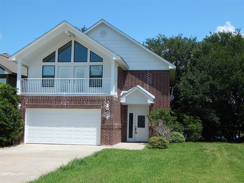 Primary Photo - 180 Beacon Ln