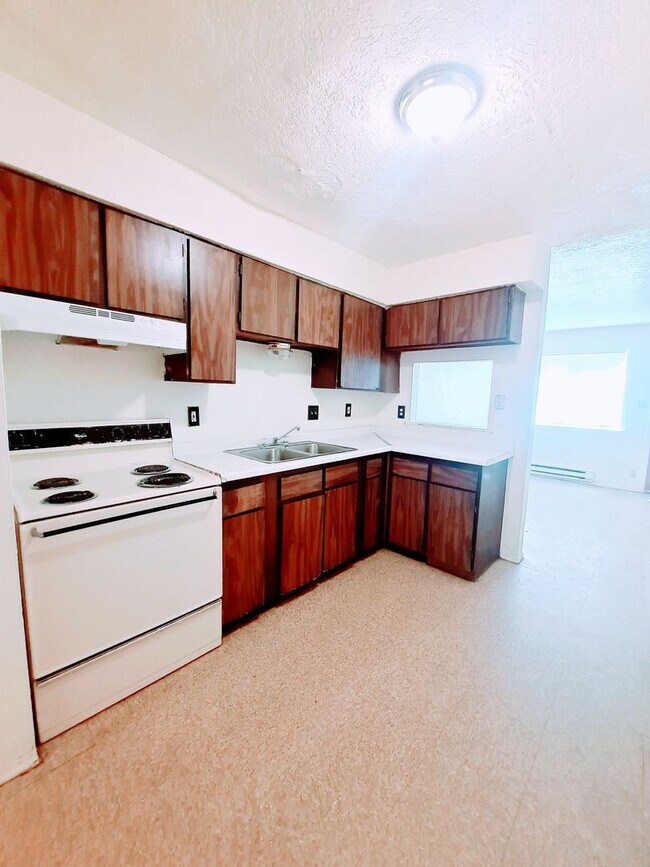 Building Photo - 228 63rd Street