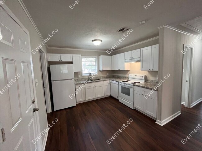 Foto del edificio - 984 Hook St