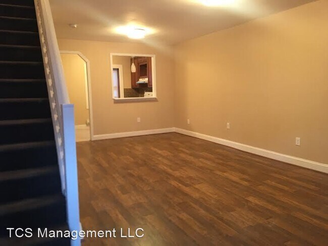 Building Photo - 3 br, 1 bath House - 1027 South Frazier St...